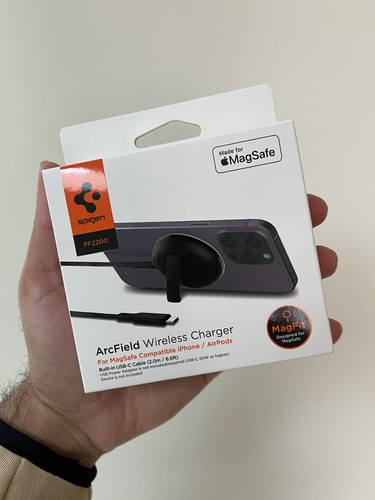 Spigen arcfield 15w - arcfield,